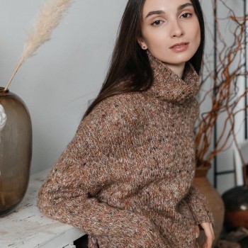 Фантазийный свитер из пряжи Аура Ярнс