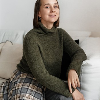 Базовая водолазка из пряжи Fashion MUR MIU оттенок Khaki, расход — 5,5 пасм