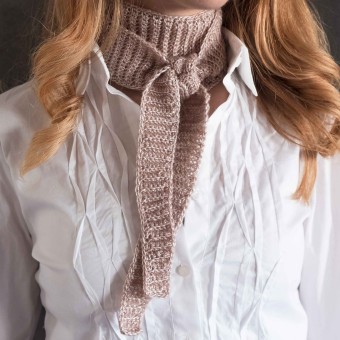 Насколько теплая пряжа Katia Air Lux? — Умеренно тёплая за счёт мериноса в составе.