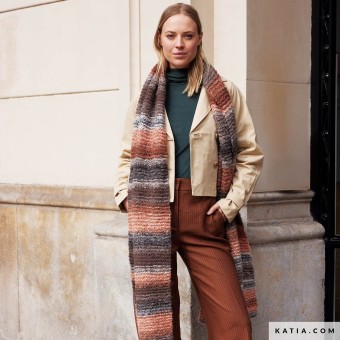 Альпака высокого качества (50 %) даёт пряжe нежность, лёгкость и тепло