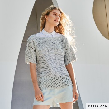 Вырез бато и нежная текстура, созданная из шелковистой и мягкой пряжи Cotton-Cashmere от Concept by Katia, делают его особенной вещью для любого образа