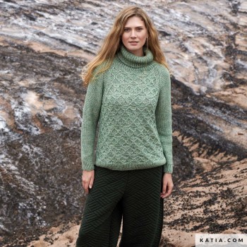 Katia Cotton-Merino — для уютных плечевых изделий