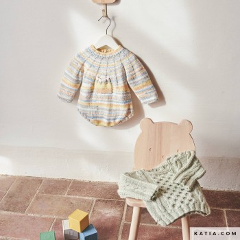 Используйте пряжу Essential Alpaca от Concept by Katia, смесь супертонкой альпаки и супермыльного мериноса