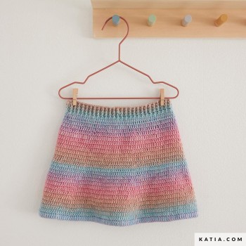 Простая схема вязания юбки крючком с использованием Merino Baby Aquarelle