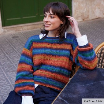 Наслаждайтесь идеальным узором для расслабленного вязания крючком с ярким эффектом длинного цикла градиента