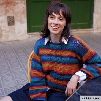 Наслаждайтесь идеальным узором для расслабленного вязания крючком с ярким эффектом длинного цикла градиента