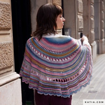 создайте элегантный аксессуар, полный движения и естественной драпировки