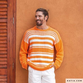 Простой узор для вязания мужского свитера с использованием Easy Knit Cotton