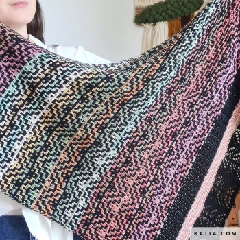 Попробуйте связать шаль с хлопком Katia Fair Cotton Infinity или Fair Cotton Granny, чтобы получить удивительные результаты