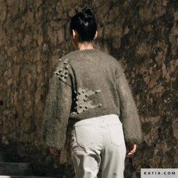 Модель свитера с рукавами-фонариками из пряжи Katia Ingenua и Katia Basic Merino