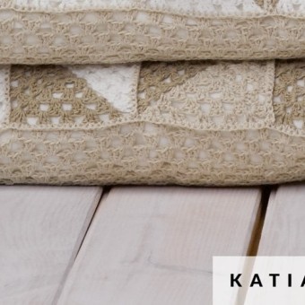 Можно ли использовать Katia Linen в машинном вязании? — Да, при правильной настройке машины она хорошо обрабатывается.