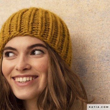 Чем хороша пряжа Katia Love Wool? — Натуральный состав, тепло и комфорт в носке.