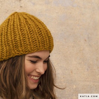 Подходит ли Katia Love Wool для детей? — Да, она гипоаллергенная и мягкая.