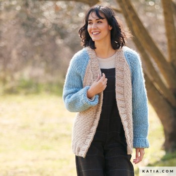 Можно ли комбинировать Katia Love Wool с другой пряжей? — Да, с аналогичной толщиной и составом.