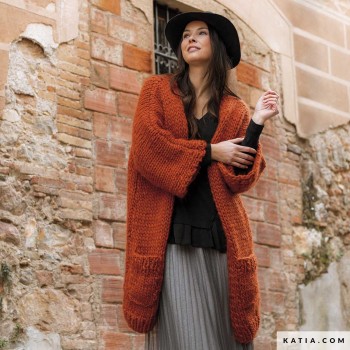 Объёмная пряжа Katia Love Wool для свитеров и кардиганов