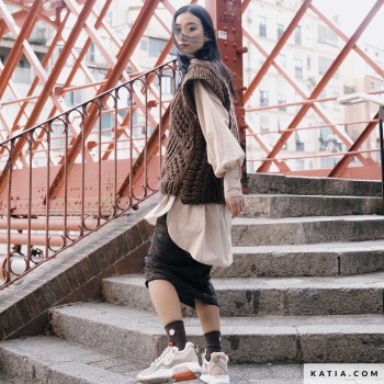 Katia Love Wool подходит для экологичного вязания? — Да, это натуральная шерсть без синтетики.