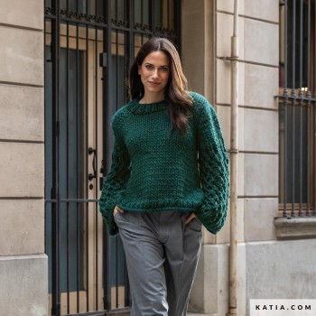 Можно ли вязать Katia Love Wool в одну нить? — Да, пряжа достаточно объёмная для одиночного вязания.