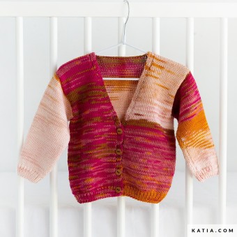 Какая длина нити в мотке Katia Merino Baby Plus? В 50 г мотке — 165 метров нити.