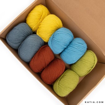 Что можно вязать крючком из одной пачки Katia Super Merino? бабушкин квадрат, кардиган, свитер или шарф
