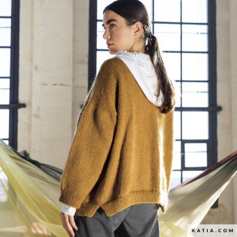 свяжите простой прямой женский кардиган без пуговиц из шерсти Supreme Merino