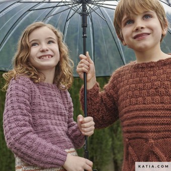Детский свитер связанный из пряжи Katia Supreme Merino