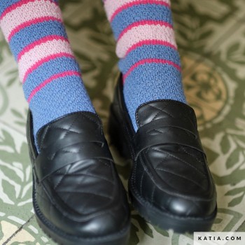 Что за пряжа Katia United Socks? Это носочная пряжа из 75% шерсти Superwash и 25% полиамида, предназначенная для вязания носков и аксессуаров.