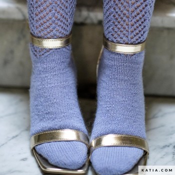Какие спицы подходят для Katia United Socks? Рекомендуются спицы 2,5–3 мм.