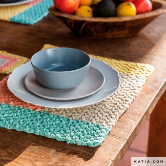 Набор для того чтобы нарядить стол свяжите крючком из пряжи Katia Washi