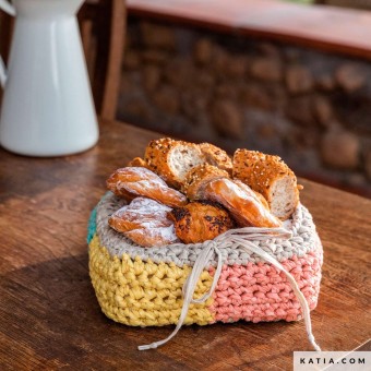 свяжите крючком хлебницу из пряжи Washi