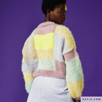 Короткий свитер Billie color block - современная молодежная одежда связанная своими руками