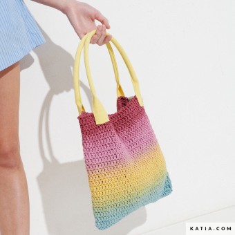 Всего один клубок хлопковой пряжи WOW Tote Bag с красивым градиентом и подходящие хлопковые ремешки - и вы получите практичный и стильный аксессуар для повседневного использования