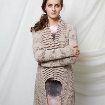 Вязаный кардиган с шалевым воротником LANGYARNS Design Studio 990-85 пряжа линейки NORMA