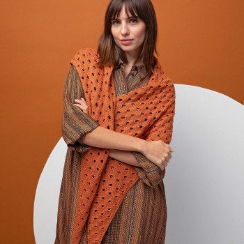 Вязаный треугольный платок BLANCA FAM 280 Коллекция 280_31 LANGYARNS Norma