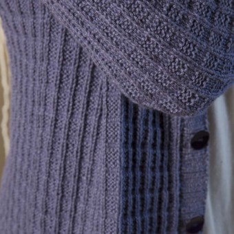 Lang Yarns Norma – податливая пряжа, с которой легко работать даже новичкам