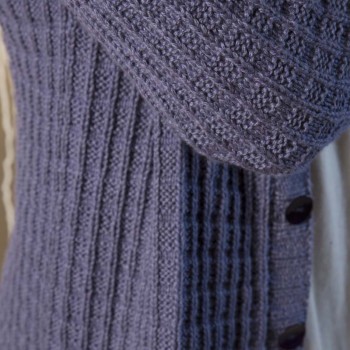 Lang Yarns Norma – податливая пряжа, с которой легко работать даже новичкам