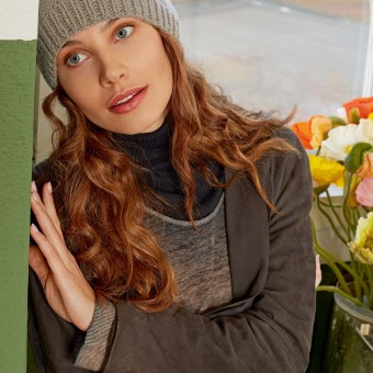 Женская бини FAM 274 Коллекция 274-16 LANGYARNS CASHMERE CLASSIC