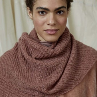Треугольный платок Punto 32 TÜCHER PTO-032_11 LANGYARNS CASHMERE DREAMS