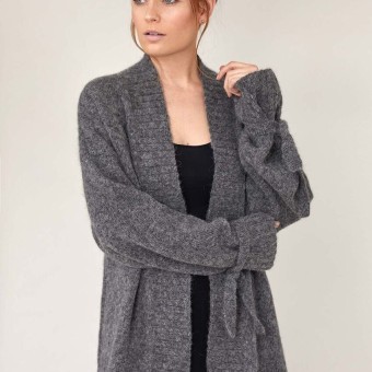 Alpaca Classic — пряжа, превращающая лицевую гладь в полотно старых мастеров