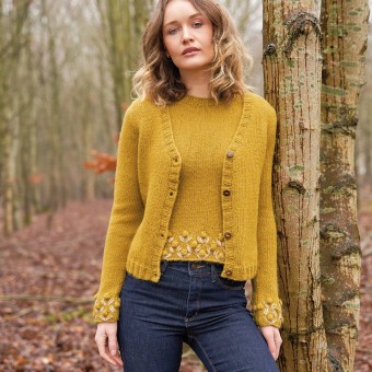 Rowan Alpaca Classic — пряжа, сотканная из межзвёздной пыли: 57% туманностей альпаки, 43% хлопковых лучей далёких солнц