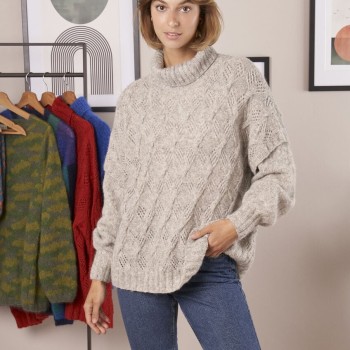 Простота — высшая форма изысканности. Rowan Alpaca Classic доказывает это