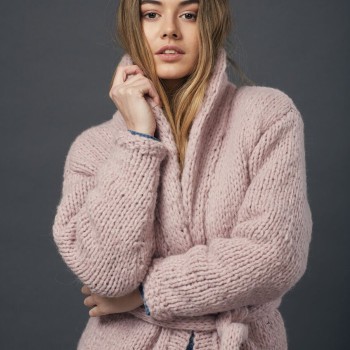 Классические оттенки Brushed Fleece: от молочного до графитового