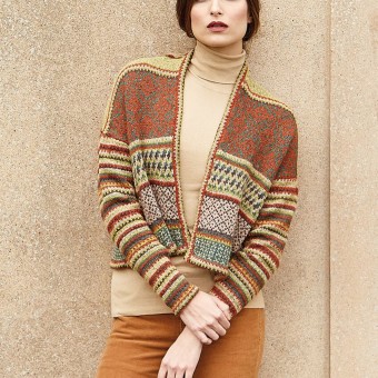 Дымчатые переливы вискозы в Felted Tweed — словно утренний туман над вересковыми пустошами
