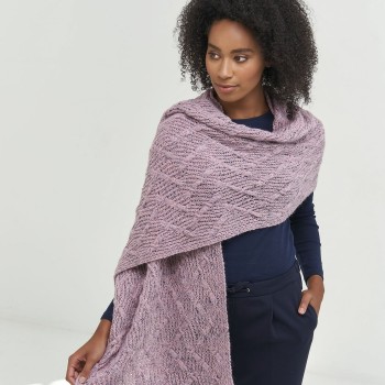 Слегка начёсанная текстура Felted Tweed с мягкой основой