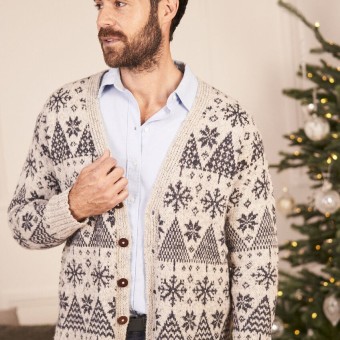 Пряжа Rowan Felted Tweed DK в нежном коралловом, для лёгких аксессуаров с отличной драпировкой