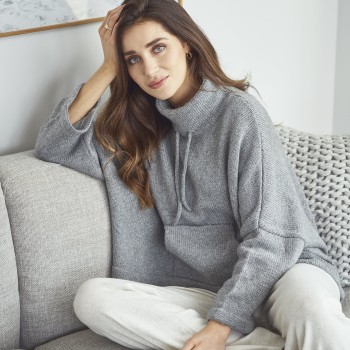 Пряжа Rowan Pure Cashmere для роскошных свитеров с мягкой текстурой