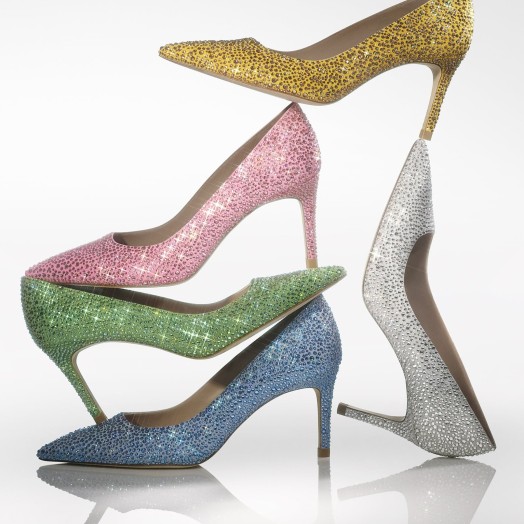 туфли Stuart Weitzman Power Shine с каблуками высотой 75 мм украшены более чем 6000 кристаллами Swarovski