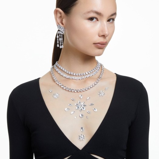 Украшения для тела с кристаллами Swarovski в игривых дизайнах и ослепительные цепочки