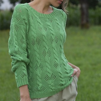 Rebecca 93 Модель 3 Женский джемпер связаный из пряжи Austermann Bio Cotton цвет 09