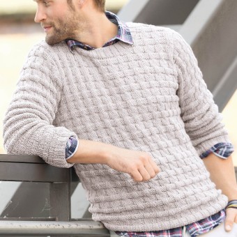 Модель 1540 Мужской свитер связаный из пряжи Austermann Merino 105 Цвет 337