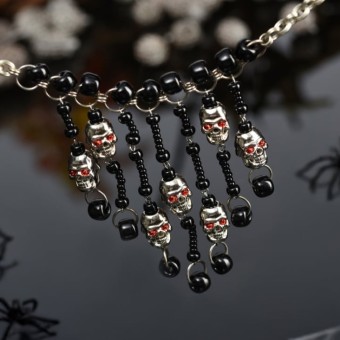 Украшение в стиле Halloween — эффектное ожерелье из бисера